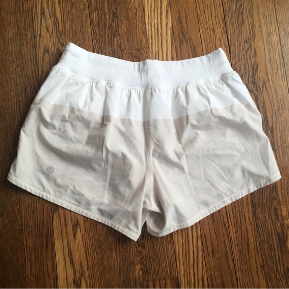 lululemon shorts size 4 white tan cream color block running lined - Picture 2 of 3